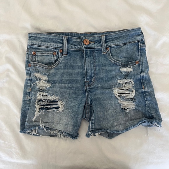 American Eagle Outfitters Pants - AE women’s shorts - denim - size 8